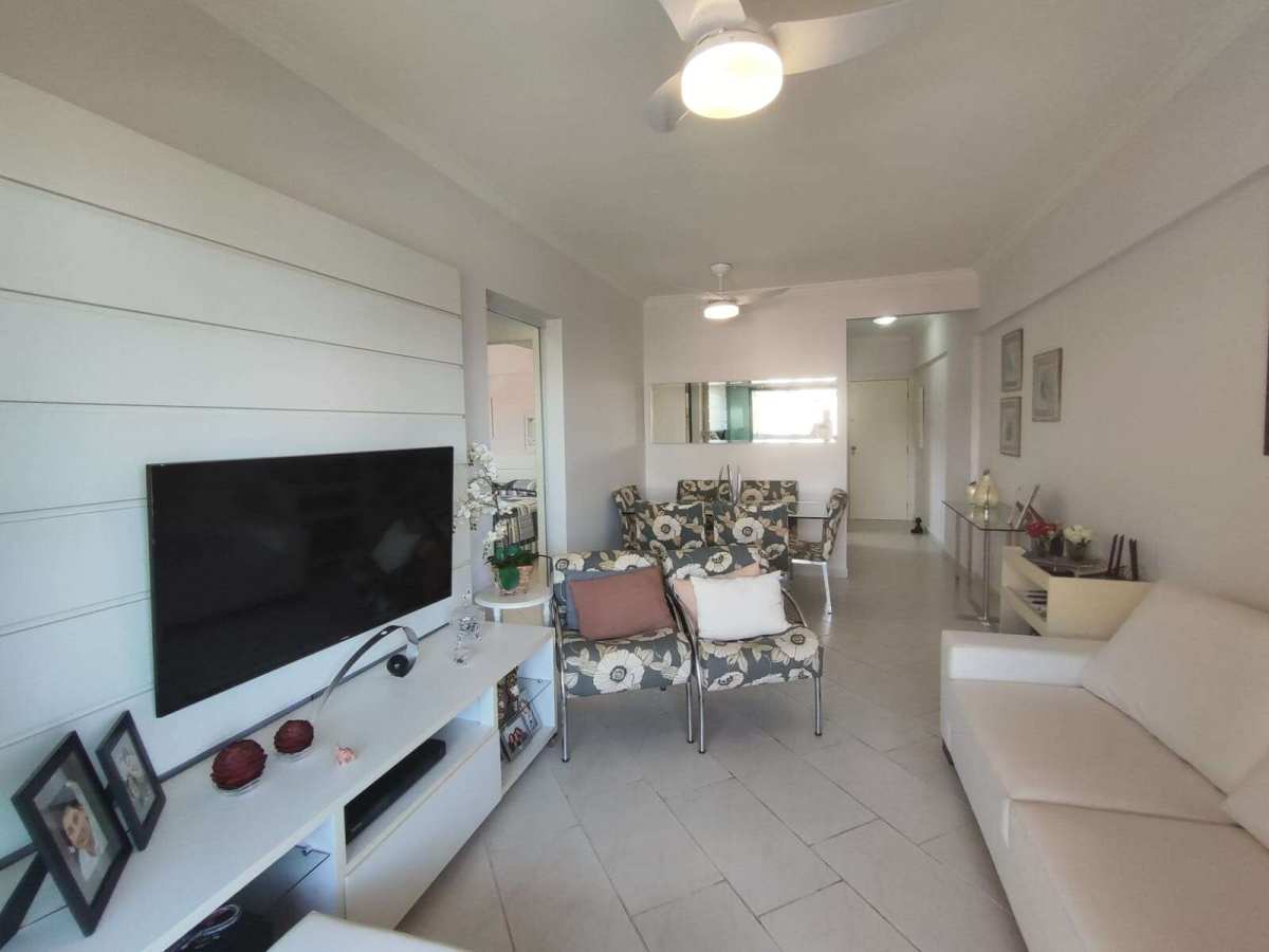 Apartamento à venda com 3 quartos - ,